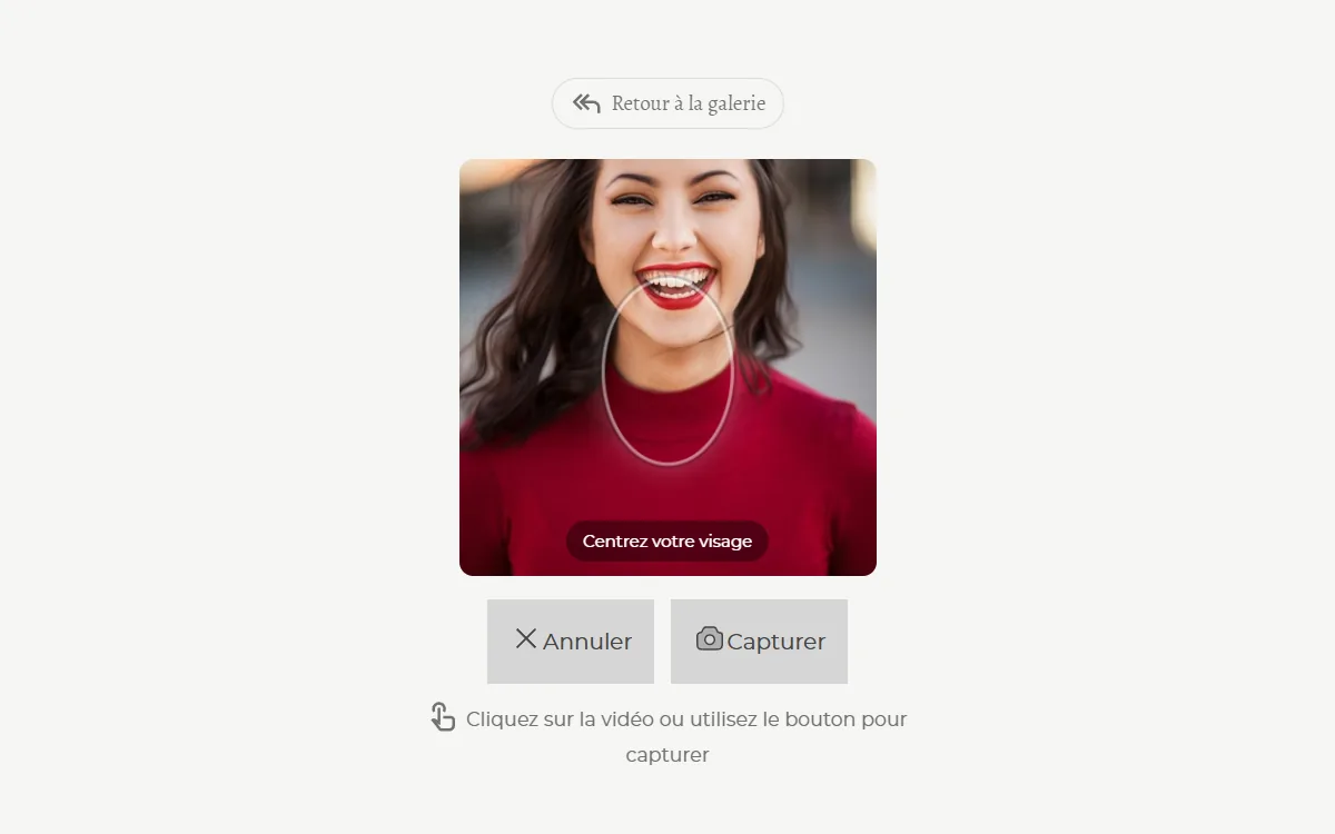Pantalla de captura del selfie en una galería de mesgaleries.com: guía ovalada para centrar el rostro, botones Cancelar y Capturar